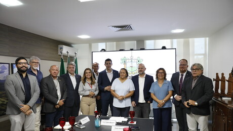 País do BRICS anuncia investimento bilionário em projeto de mineração de ferro no Brasil