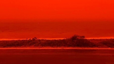 VÍDEO: Tempestade transforma céu australiano em cenário apocalíptico