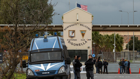 Aliado da OTAN proíbe aterrissagem de bombardeiros dos EUA a caminho do Oriente Médio