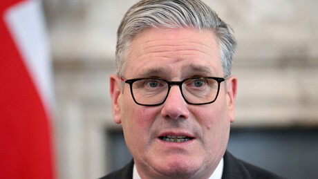 'Inevitável': Enviado de Putin diz que Starmer provoca a revolução que pode levá‑lo à queda