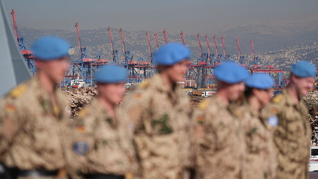 Marinheiros encurralados no Golfo Pérsico expõem risco oculto ao comércio global