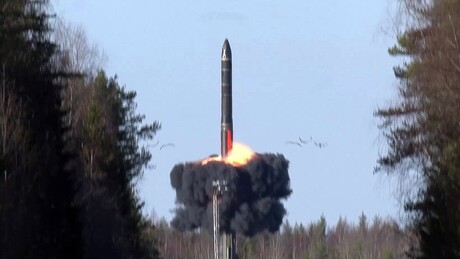 Rússia realiza exercícios com sistemas de tríade nuclear