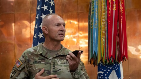 Chefe do Estado-Maior do Exército dos EUA renuncia em plena guerra contra o Irã