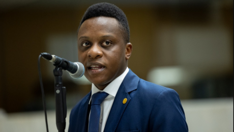 Deputado do MBL se pronuncia após acusação de ter coagido ex-namorada a abortar