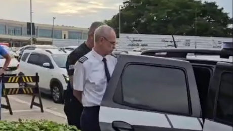 Piloto da Latam pode ser condenado a mais de 250 anos por pedofilia