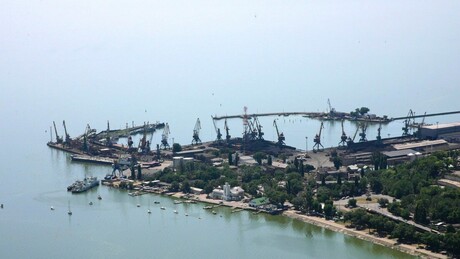 Navio cargueiro com bandeira estrangeira é danificado em ataque ucraniano no sul da Rússia