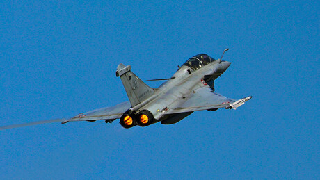 País do Oriente Médio abandona programa de financiamento de caças com a França