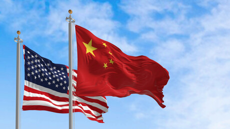 China lidera aprovação mundial enquanto EUA registram pior saldo da série