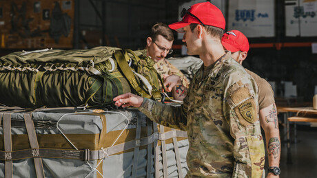 Trump: Enviamos muitas armas aos manifestantes iranianos