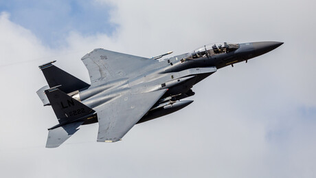 Trump diz que EUA suspeitaram de armadilha do Irã em resgate de piloto