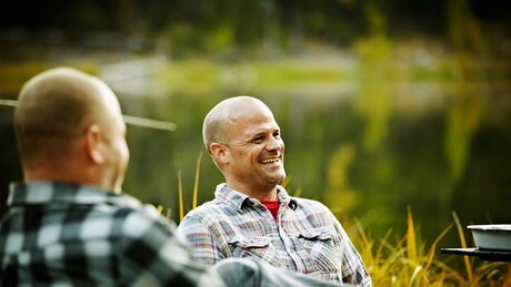 Fórum em rede social exalta calvície e reúne milhões de usuários