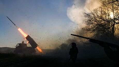 Rússia ataca fábricas de componentes de mísseis na Ucrânia