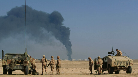 Bodas de ouro negro: como e por que os EUA construíram sua presença militar no Golfo