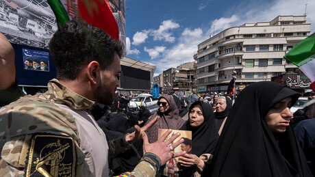 Guarda Revolucionária adverte EUA e Israel com 'resposta esmagadora' pela agressão contra Líbano