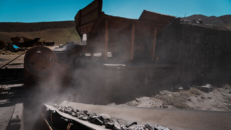 Gigantes de mineração australiana e espanhola anunciam parceria para terras raras brasileiras
