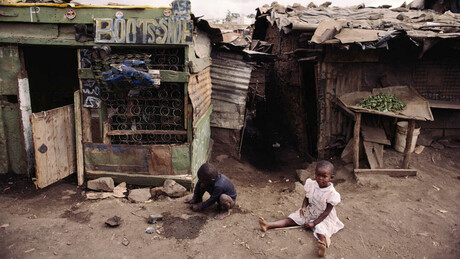 Guerra de Israel e EUA contra Irã pode condenar 32 milhões à pobreza, alerta ONU