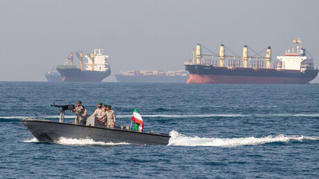 Irã alerta para 'repercussões significativas' devido às ameaças dos EUA no Estreito de Ormuz