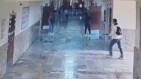 PRIMEIRAS IMAGENS do local de tiroteio em escola turca