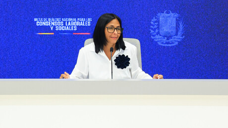 Venezuela assina novos acordos de petróleo com a Chevron