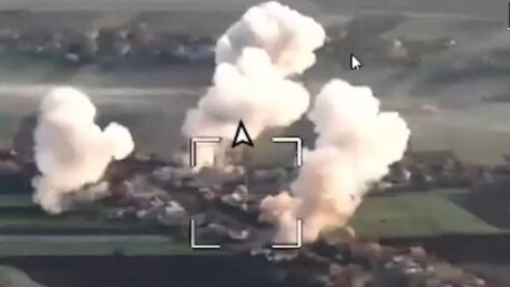 VÍDEO: Lança-foguetes pesado russo destrói fortificação inimiga