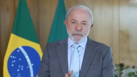 Em vídeo, Lula defende Papa Leão XIV após críticas de Trump