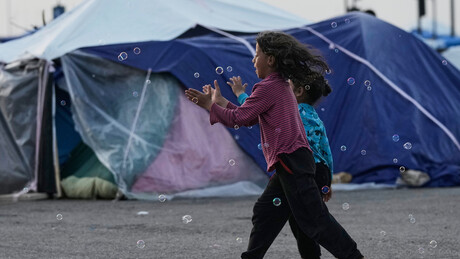 Mais de milhão de deslocados: ataques israelenses provocam deslocamento em massa no Líbano