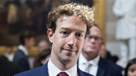 Meta desenvolve clone de Zuckerberg baseado em IA