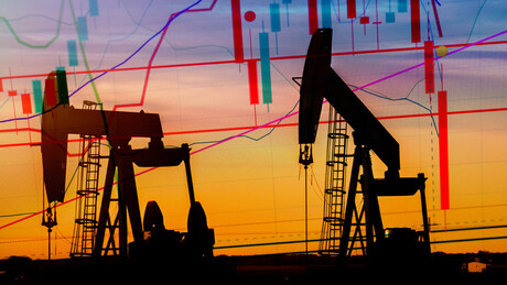 Petróleo despenca após Irã anunciar abertura do Estreito de Ormuz