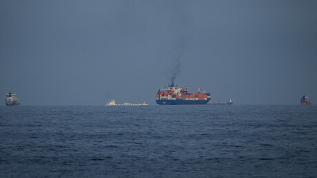 Confira as condições impostas pelo Irã aos navios que passam pelo Estreito de Ormuz