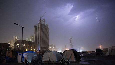 Após cessar-fogo, presidente do Líbano pede que deslocados retornem às suas casas