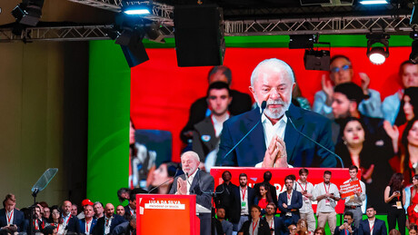 Lula critica guerras e diz que Iraque, Líbia, Gaza e Irã foram alvo de 'mentiras'