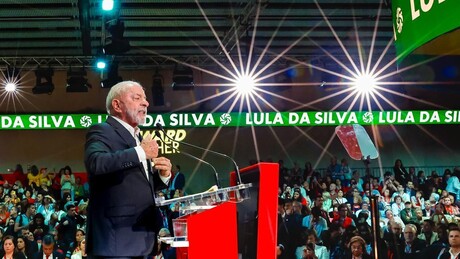 Lula parte para Alemanha para encontro com Merz e agenda de negócios