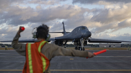 Trump: 'É hora de acabar com a máquina de matar do Irã!'