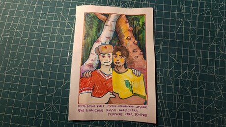 Musk transforma X em plataforma 'babilônica' e mostra que russos e brasileiros são povos irmãos