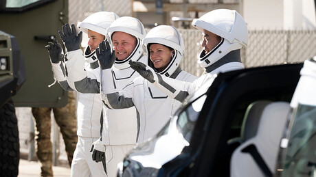 Atraso na entrega de trajes da NASA pode afetar missão lunar de 2028