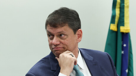 Com vídeo de IA, Tarcísio mostra como seria a 'Times Square' de São Paulo