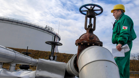 Kremlin: Rússia está disposta a retomar fornecimento de petróleo a Hungria e Eslováquia caso Kiev acabe com a chantagem