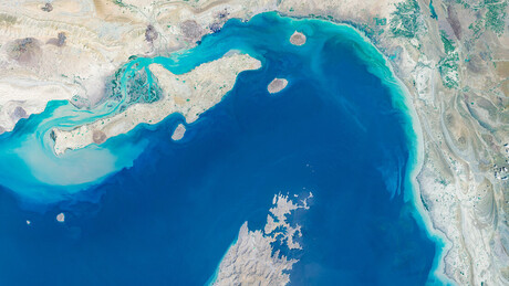 Golpistas se aproveitam dos problemas no Estreito de Ormuz