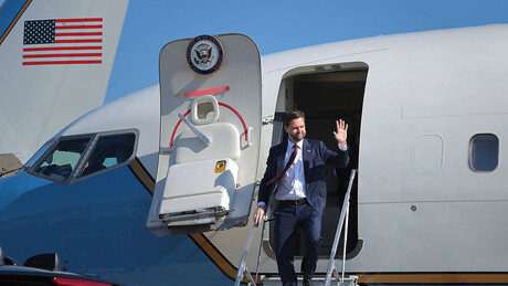 Viagem de vice-presidente dos EUA ao Paquistão é adiada, diz NYT