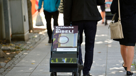 Justiça da Espanha autoriza uso do termo 'seita destrutiva' para Testemunhas de Jeová