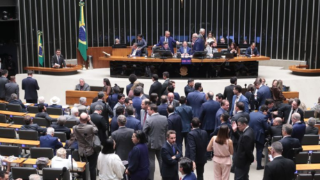 Câmara pode votar nesta quarta-feira proposta que altera regras de venda de minerais críticos