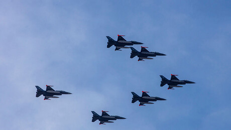 França e Polônia farão exercícios antirrussos utilizando ogivas nucleares