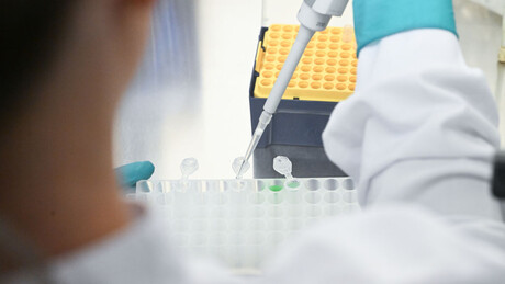 Rússia envia laboratórios móveis ao Congo para reforçar combate a doenças infecciosas