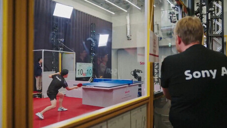 VÍDEO: Robô com IA contra profissionais de elite do tênis de mesa: quem vence?