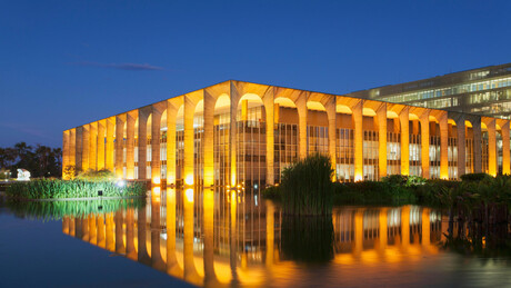 Agente dos EUA deixa o Brasil após Itamaraty adotar reciprocidade