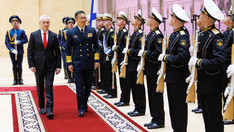 Rússia e China reforçam laços militares