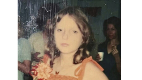 Podcast ajuda a resolver assassinato de 1982 após mais de 40 anos nos EUA