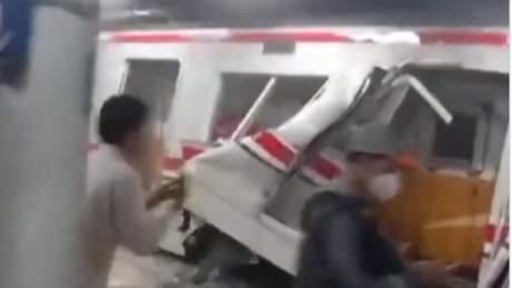 VÍDEOS: Colisão de trens de passageiros deixa mortos e feridos na Indonésia