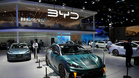 Livre mercado? Congressistas dos EUA querem novas restrições contra carros chineses