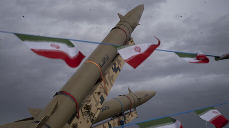 Irã ameaça revelar 'arma aterradora' contra bloqueio naval dos EUA no Estreito de Ormuz